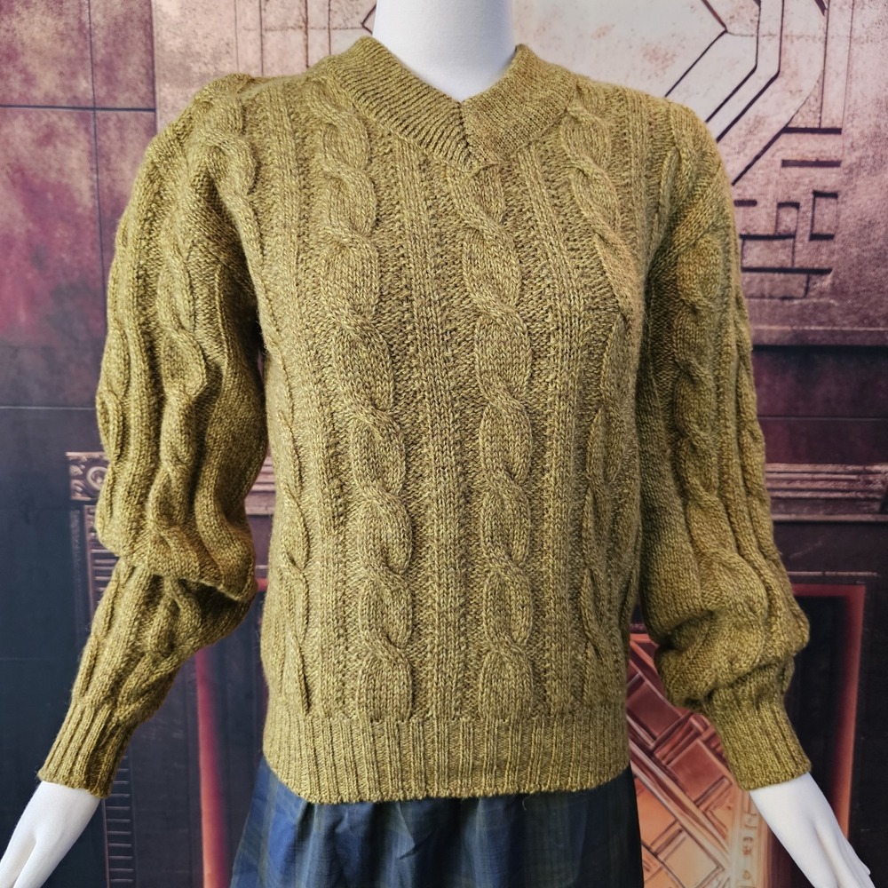 Vintage 1970s Sweater Pullover Cable Knit Mustard Yellow Wool Jantzen V-neckline - Picture 6 of 10